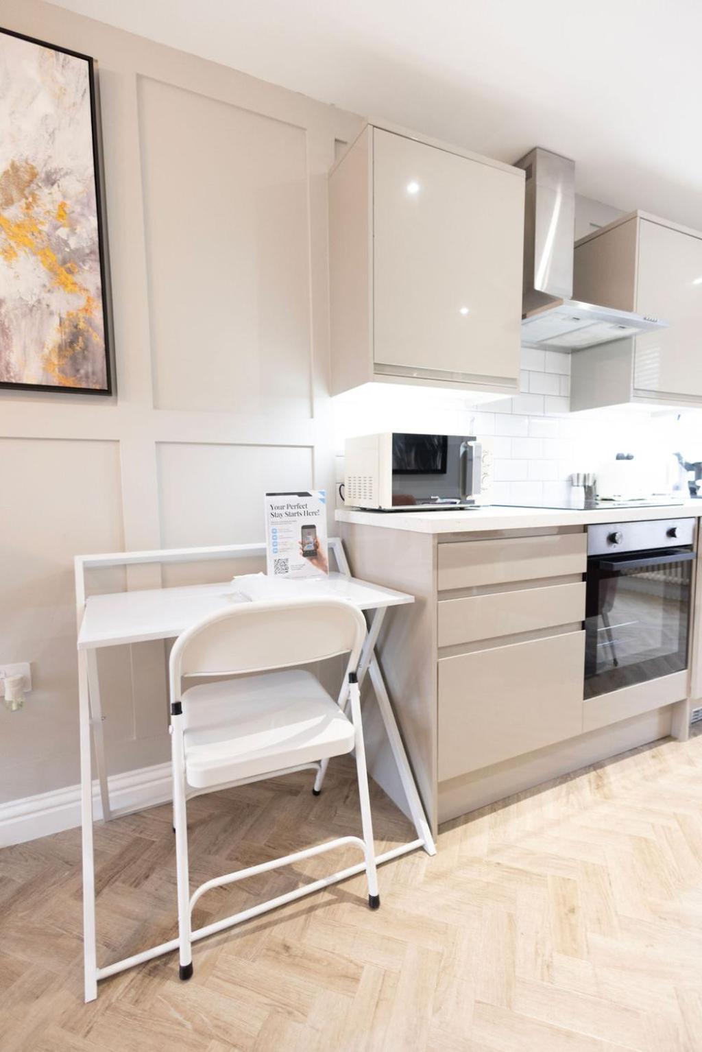 Harper Luxe Serviced Apartments Dunstable Exterior foto