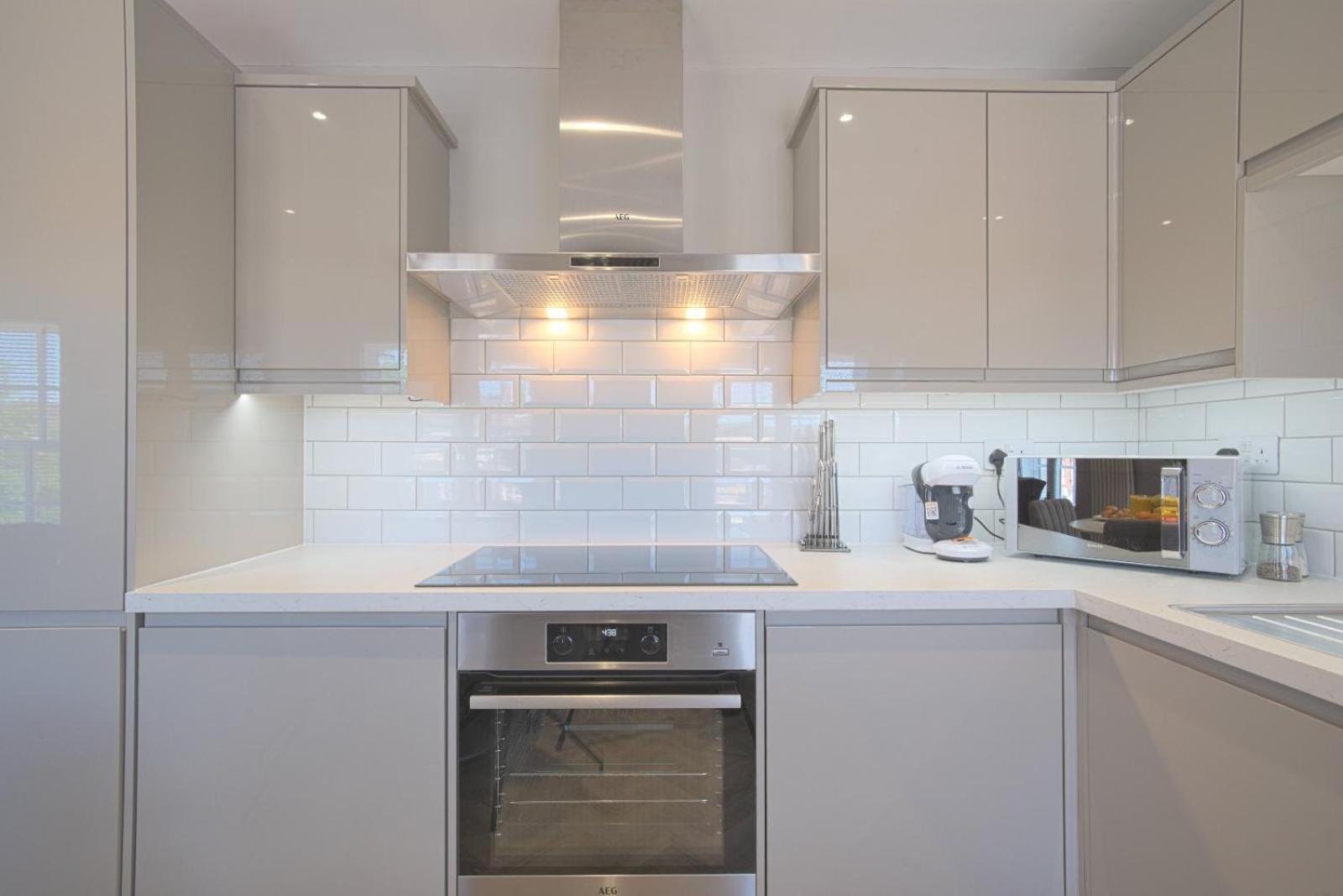 Harper Luxe Serviced Apartments Dunstable Exterior foto